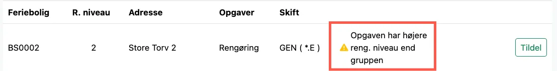 Advarsel hvis feriebolig og servicegruppe ikke matcher